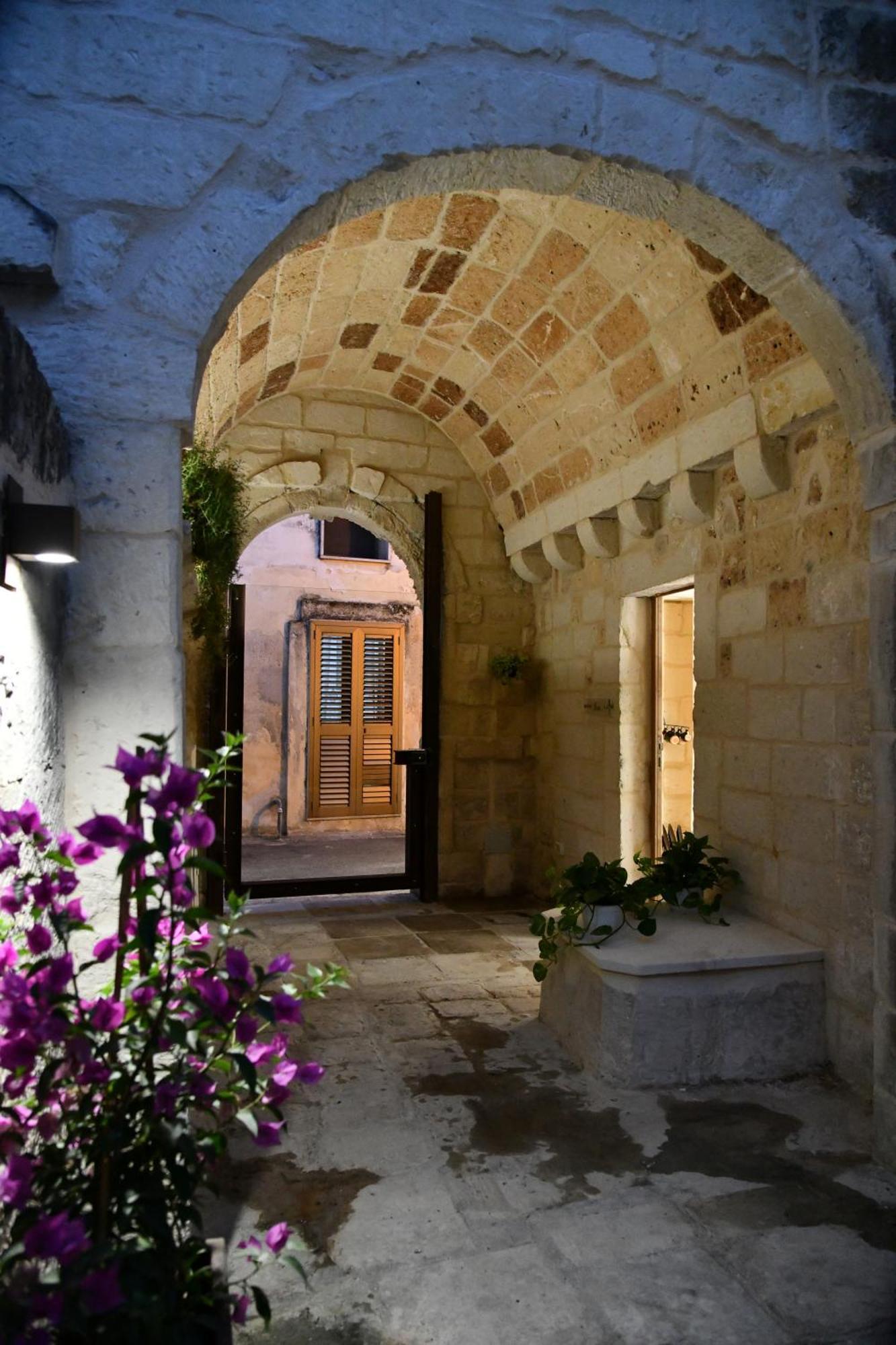 La Dimora Delle Grazie Bed & Breakfast San Cesario di Lecce Exterior photo